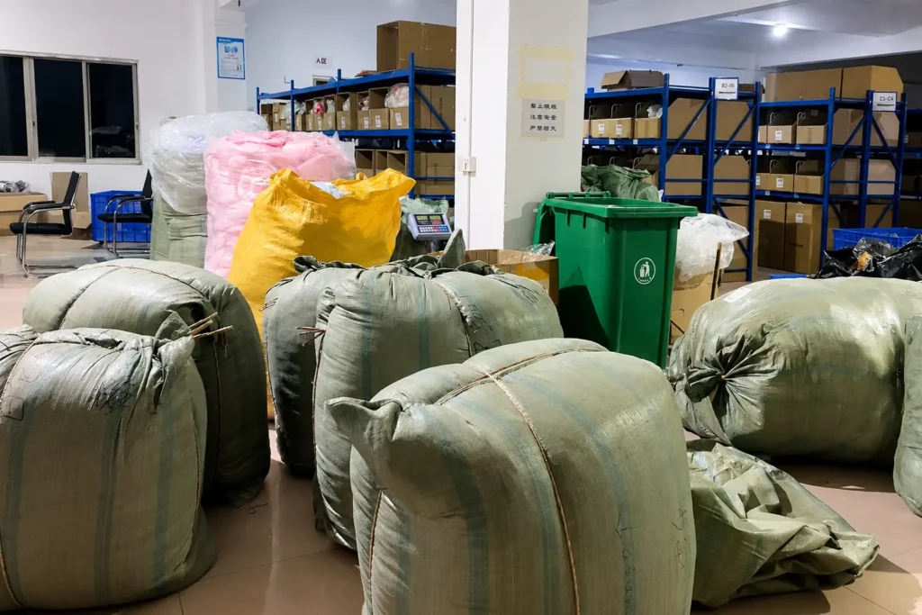 China Warehouse Receiving
