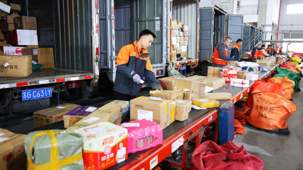 China warehouse service receiving and consolidating multiple 1688 supplier orders