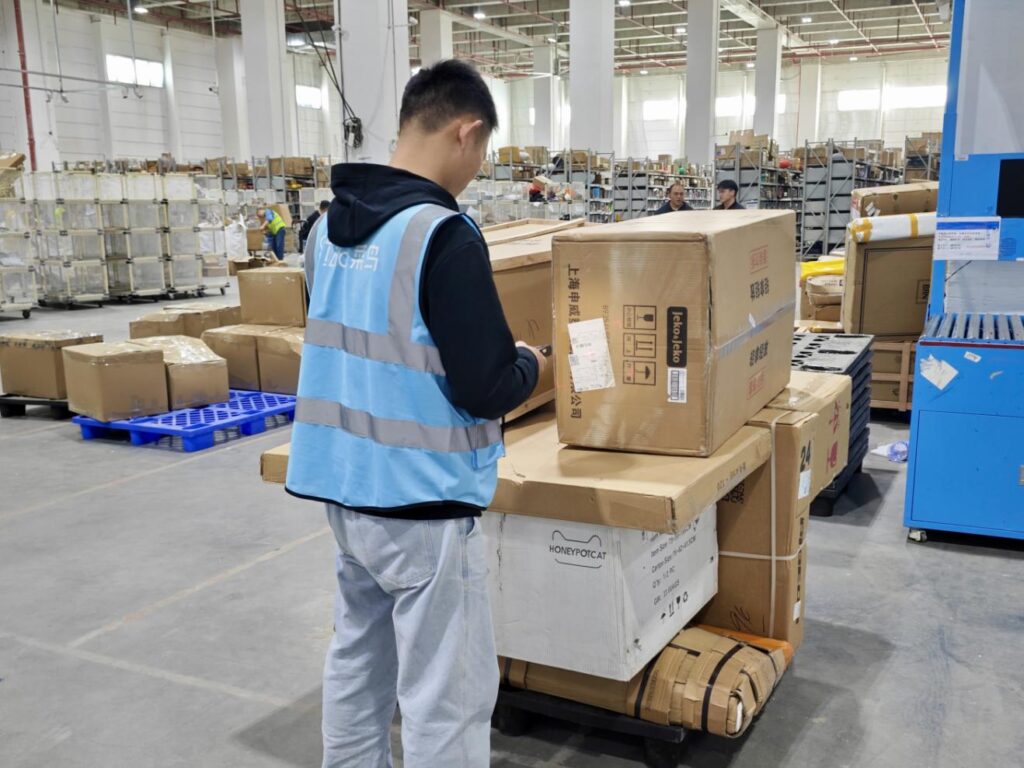 Repacked 1688 orders prepared for international shipping from a China warehouse